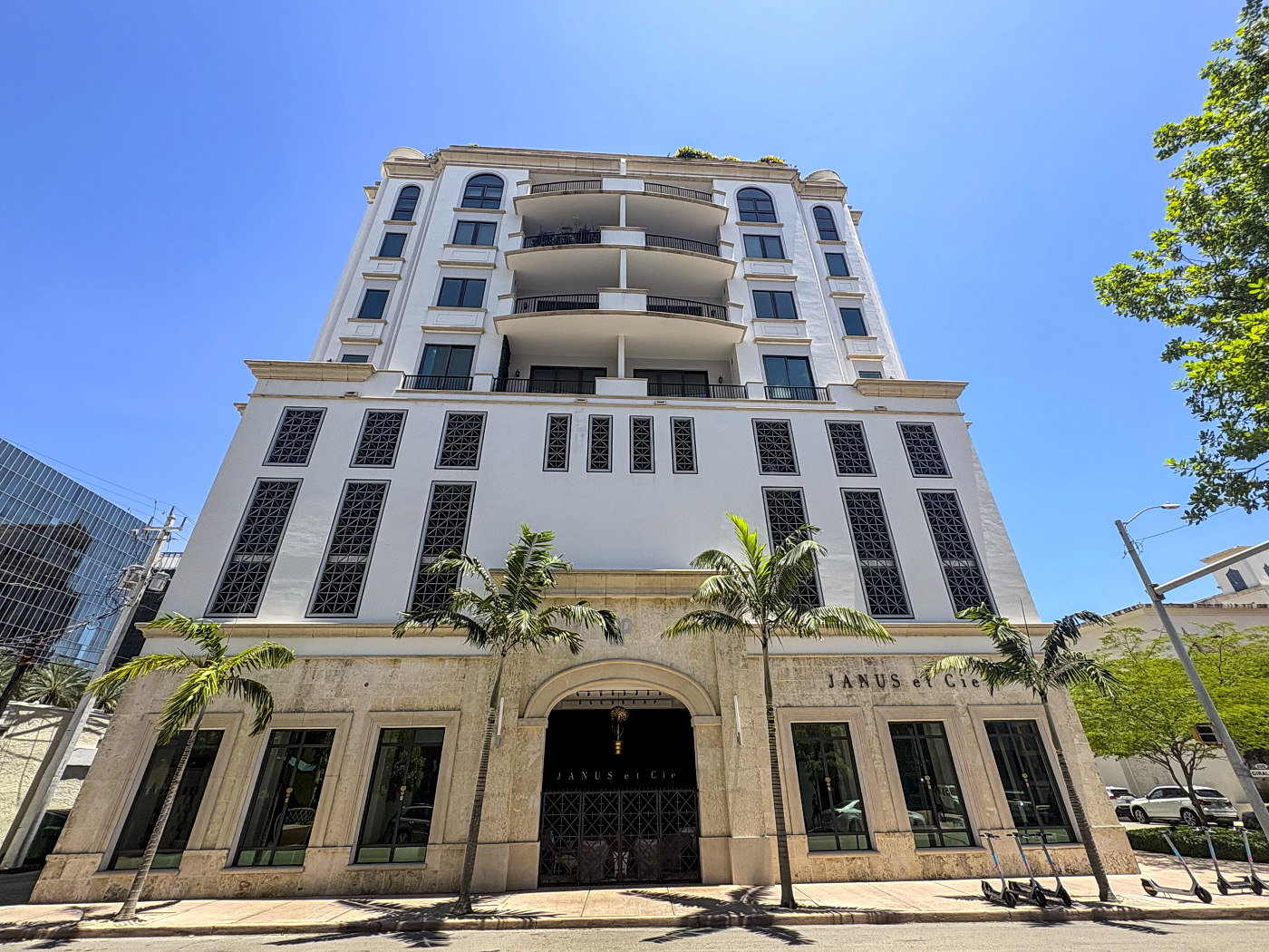 Giralda Place Condo